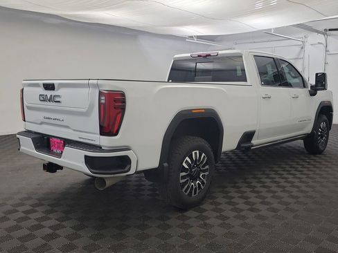 Used 2024 GMC Sierra 3500 Denali Ultimate image 7