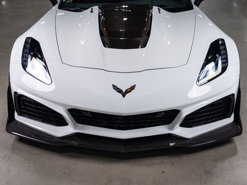 Used 2019 Chevrolet Corvette ZR1 image 19