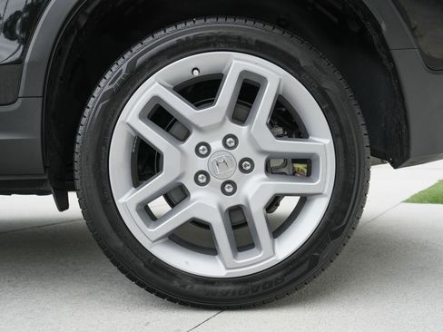 Used 2024 Honda Passport EX-L image 28