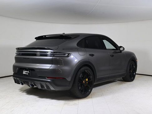 Certified 2026 Porsche Cayenne Turbo GT image 7