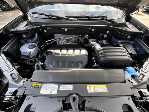 New 2026 Volkswagen Atlas Cross Sport SEL Premium R-Line AWD/4WD image 16