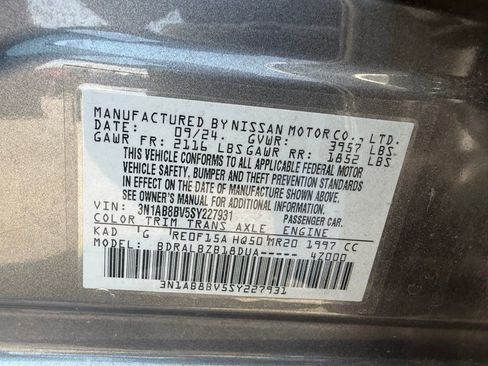 Used 2025 Nissan Sentra S image 26