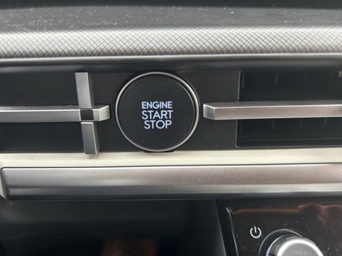 Used 2025 Hyundai Santa Fe SEL image 19