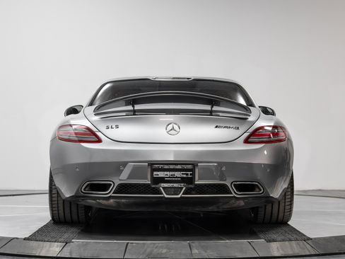 Used 2012 Mercedes-Benz SLS AMG Coupe image 45