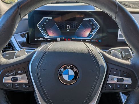 Used 2025 BMW X5 xDrive40i w/ Climate Comfort Package image 21