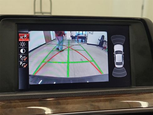 Used 2016 BMW 320i xDrive Sedan image 26