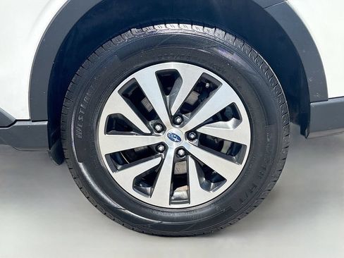 Used 2021 Subaru Outback Premium AWD/4WD image 29