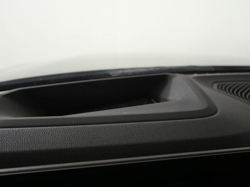 Certified 2024 BMW 230i Coupe w/ Premium Package image 17