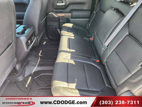 Used 2019 Chevrolet Silverado 1500 LT Trail Boss AWD/4WD image 19