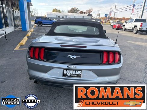 Used 2022 Ford Mustang Premium image 5
