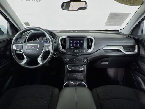 Used 2024 GMC Terrain SLE image 22