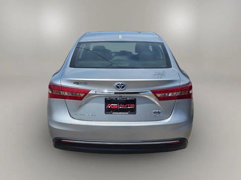Used 2018 Toyota Avalon XLE Plus FWD image 6