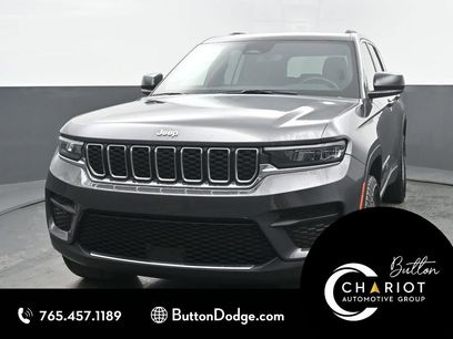 Used 2024 Jeep Grand Cherokee Laredo