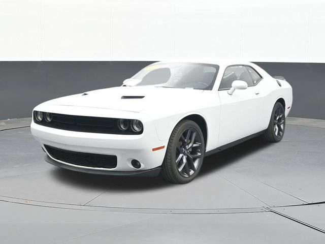 Used 2023 Dodge Challenger SXT w/ Blacktop Package RWD image 3