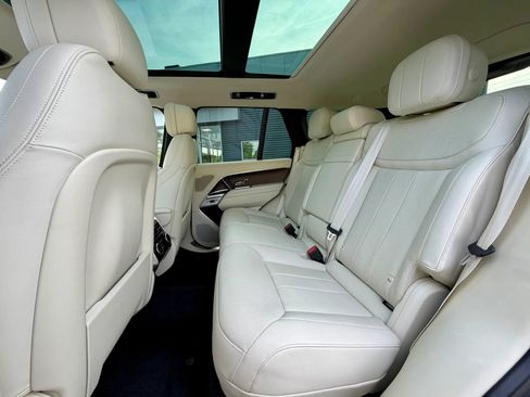 Used 2023 Land Rover Range Rover SE AWD/4WD image 36