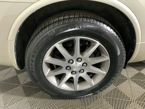 Used 2014 Buick Enclave Leather AWD/4WD image 11