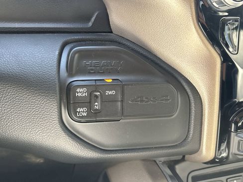 Used 2019 RAM 3500 Laramie AWD/4WD image 22