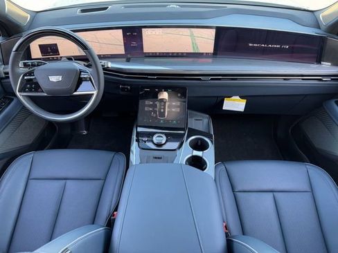 New 2025 Cadillac Escalade IQ Sport 2 image 10