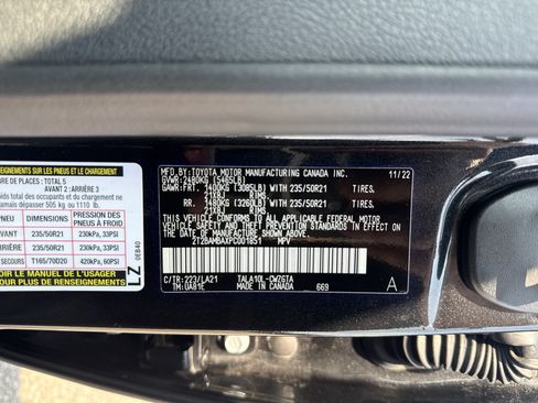 Used 2023 Lexus RX 350 FWD w/ Cold Area Package image 10