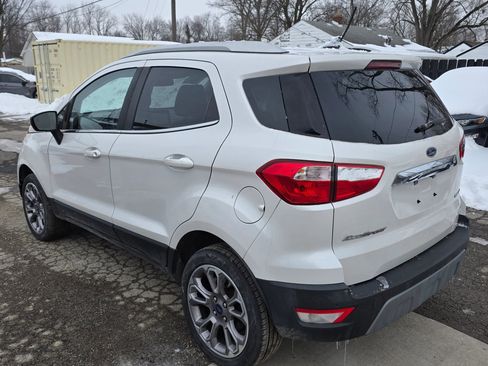 Used 2019 Ford EcoSport Titanium image 5