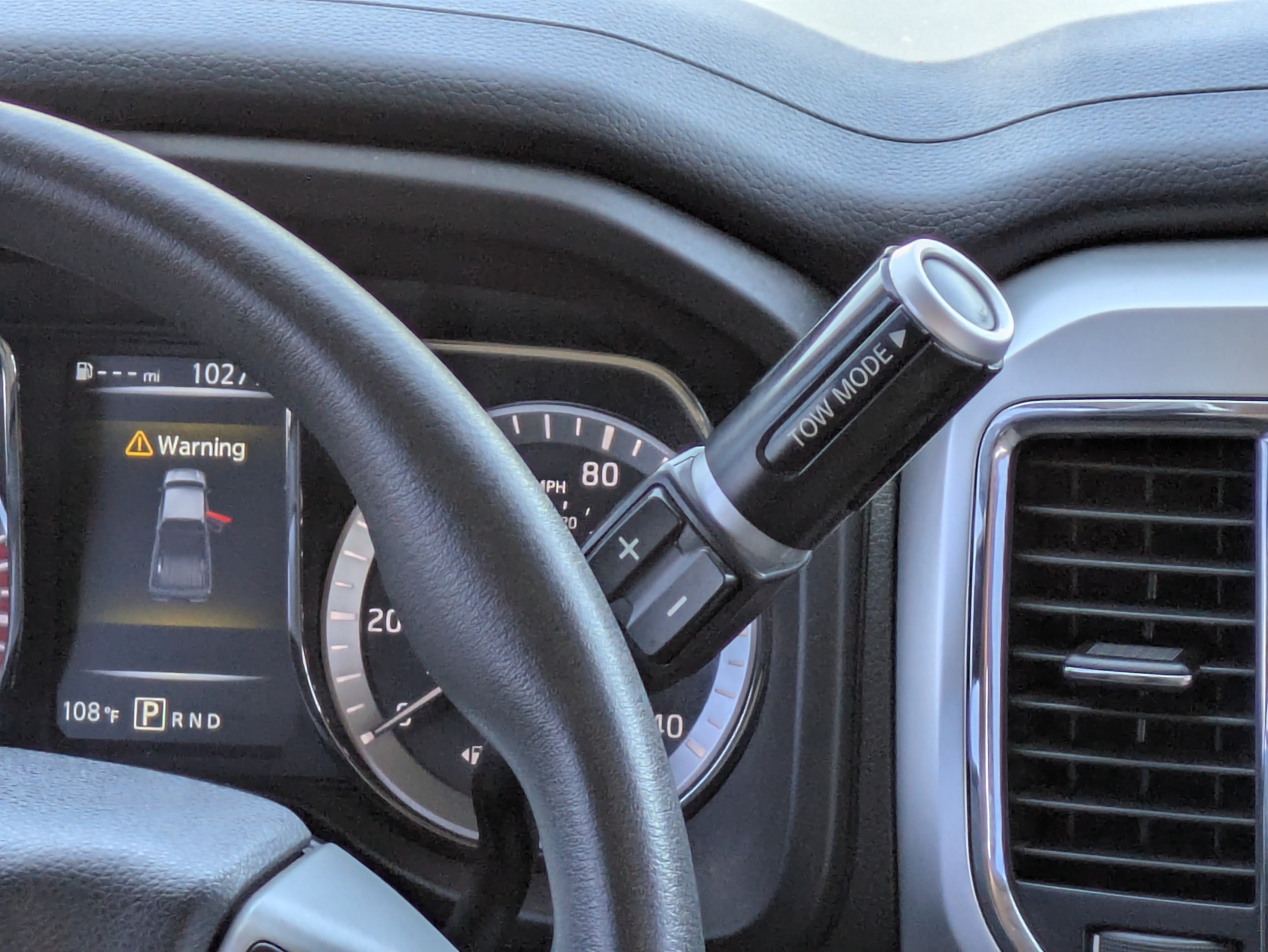 Used 2017 Nissan Titan SV RWD image 19