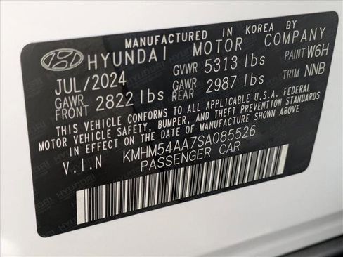 Used 2025 Hyundai Ioniq 6 Limited image 26