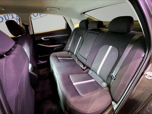 Used 2025 Hyundai Sonata SEL FWD image 21
