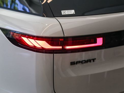 New 2026 Land Rover Range Rover Sport Dynamic SE AWD/4WD image 7