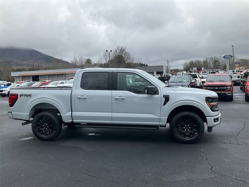 New 2025 Ford F150 XLT w/ Equipment Group 302A MID image 4