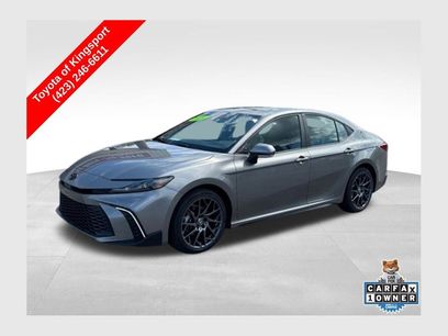 Used 2025 Toyota Camry SE w/ Multimedia Upgrade Package