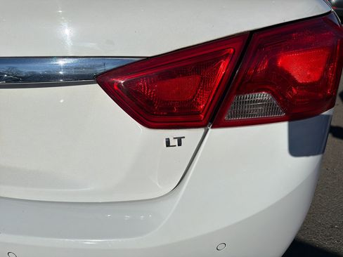 Used 2014 Chevrolet Impala LT image 8