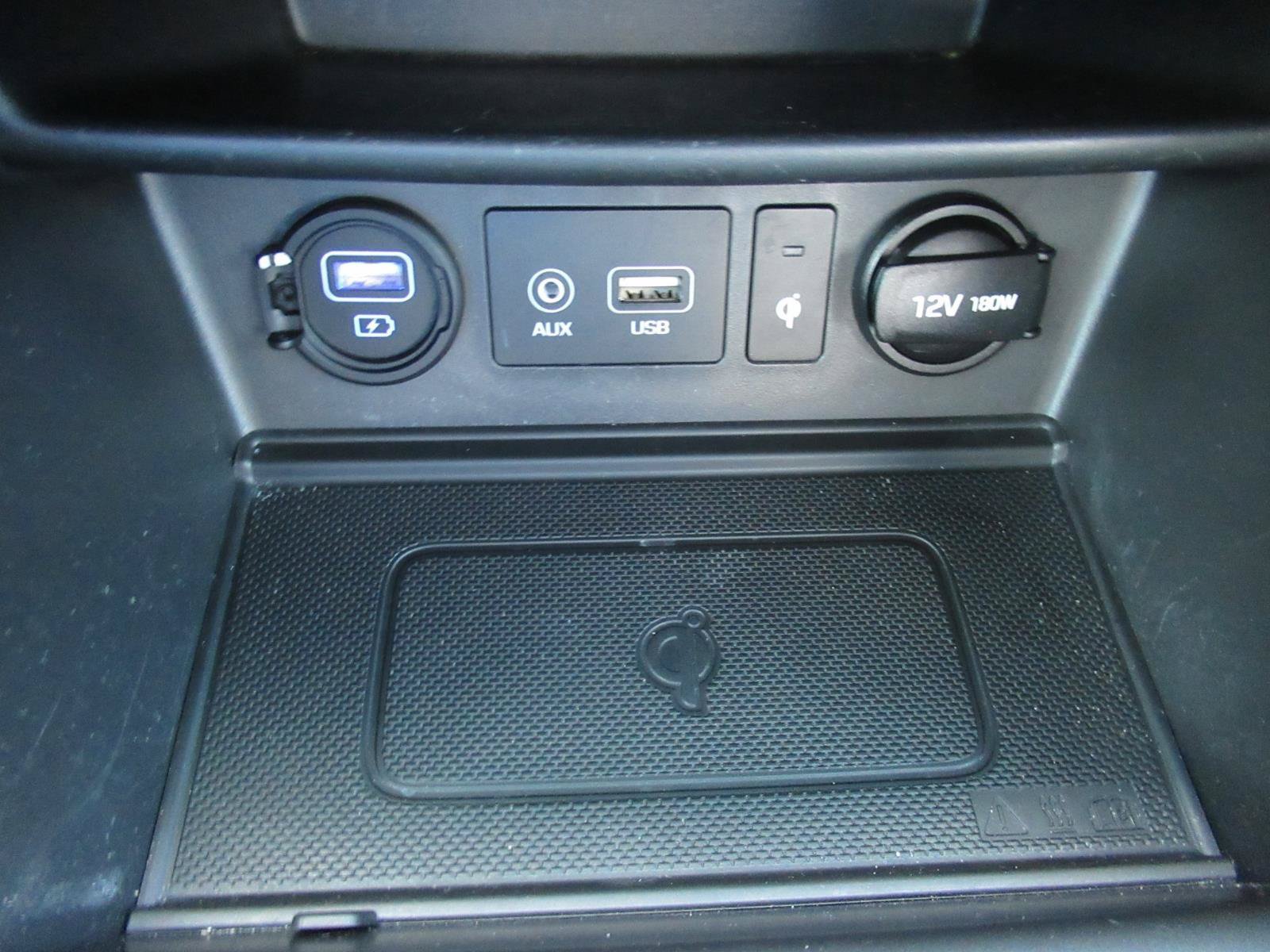 Used 2020 Hyundai Kona Limited FWD image 30