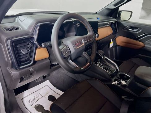 New 2026 GMC Canyon AT4 image 9