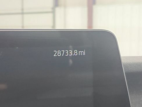 Used 2025 Ford Expedition Active AWD/4WD image 12