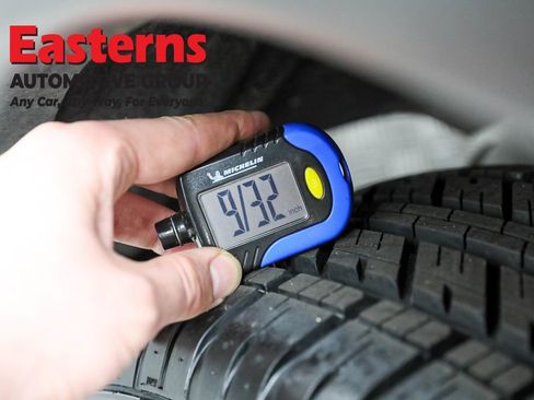 Used 2021 Nissan Rogue SV image 49