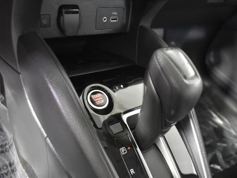 Used 2025 Nissan Versa SV w/ Trunk Package FWD image 16