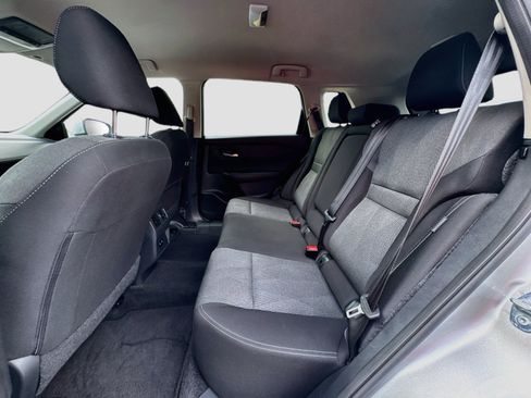 Used 2025 Nissan Rogue SV FWD image 24