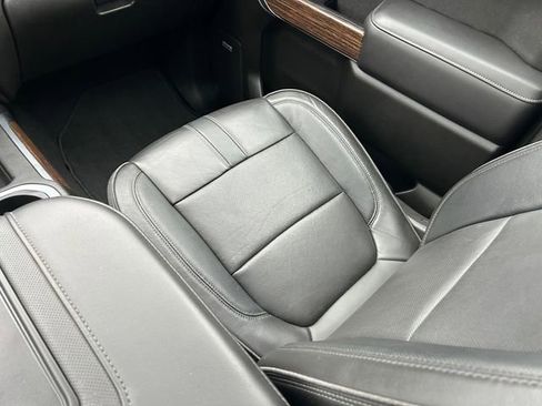 Used 2022 Chevrolet Silverado 1500 High Country w/ Safety Package II image 15