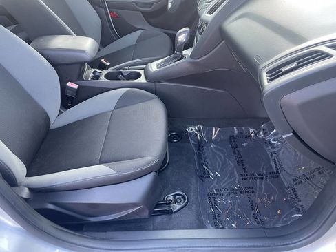 Used 2013 Ford Focus SE image 10