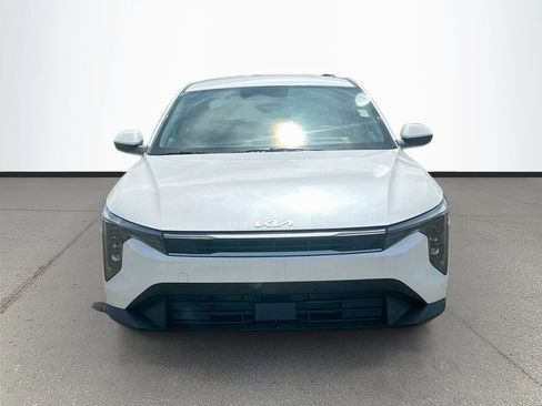 New 2026 Kia K4 FWD image 2