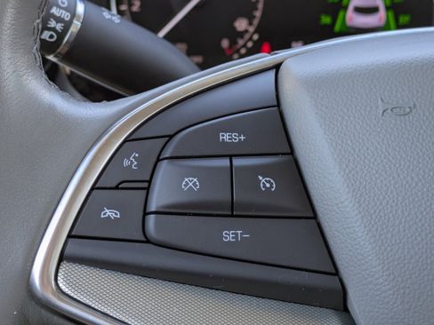 Used 2023 Cadillac XT5 Premium Luxury image 23