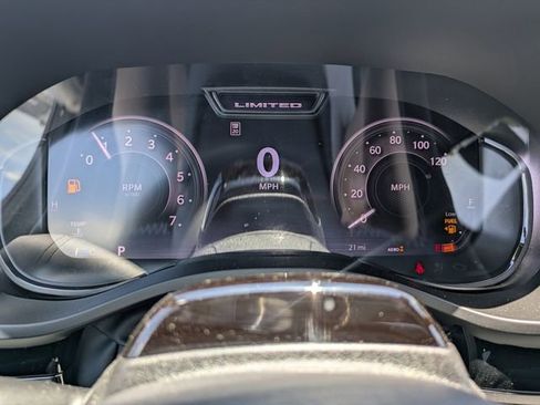 New 2025 RAM 1500 Limited image 31