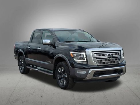 Used 2021 Nissan Titan Platinum Reserve w/ Moonroof Package image 8