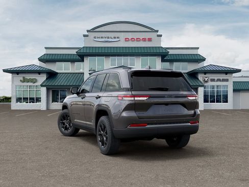 New 2026 Jeep Grand Cherokee Altitude AWD/4WD image 3