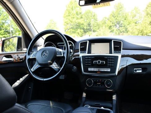 Used 2015 Mercedes-Benz ML 350 4MATIC image 15