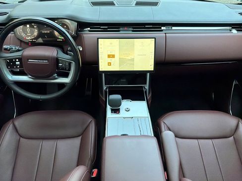 New 2026 Land Rover Range Rover Autobiography AWD/4WD image 14