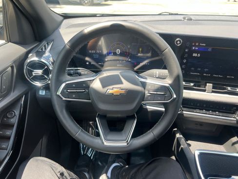 Certified 2026 Chevrolet Equinox LT AWD/4WD image 16