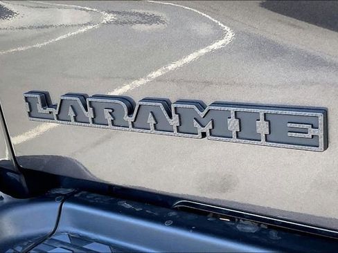 New 2026 RAM 2500 Laramie AWD/4WD image 13