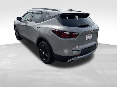 Used 2021 Chevrolet Blazer LT FWD image 3