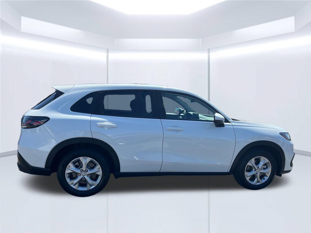 Certified 2024 Honda HR-V LX image 6